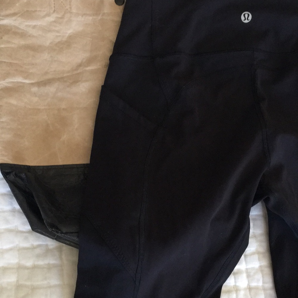 Lululemon crop leggings - Picture 2 of 6
